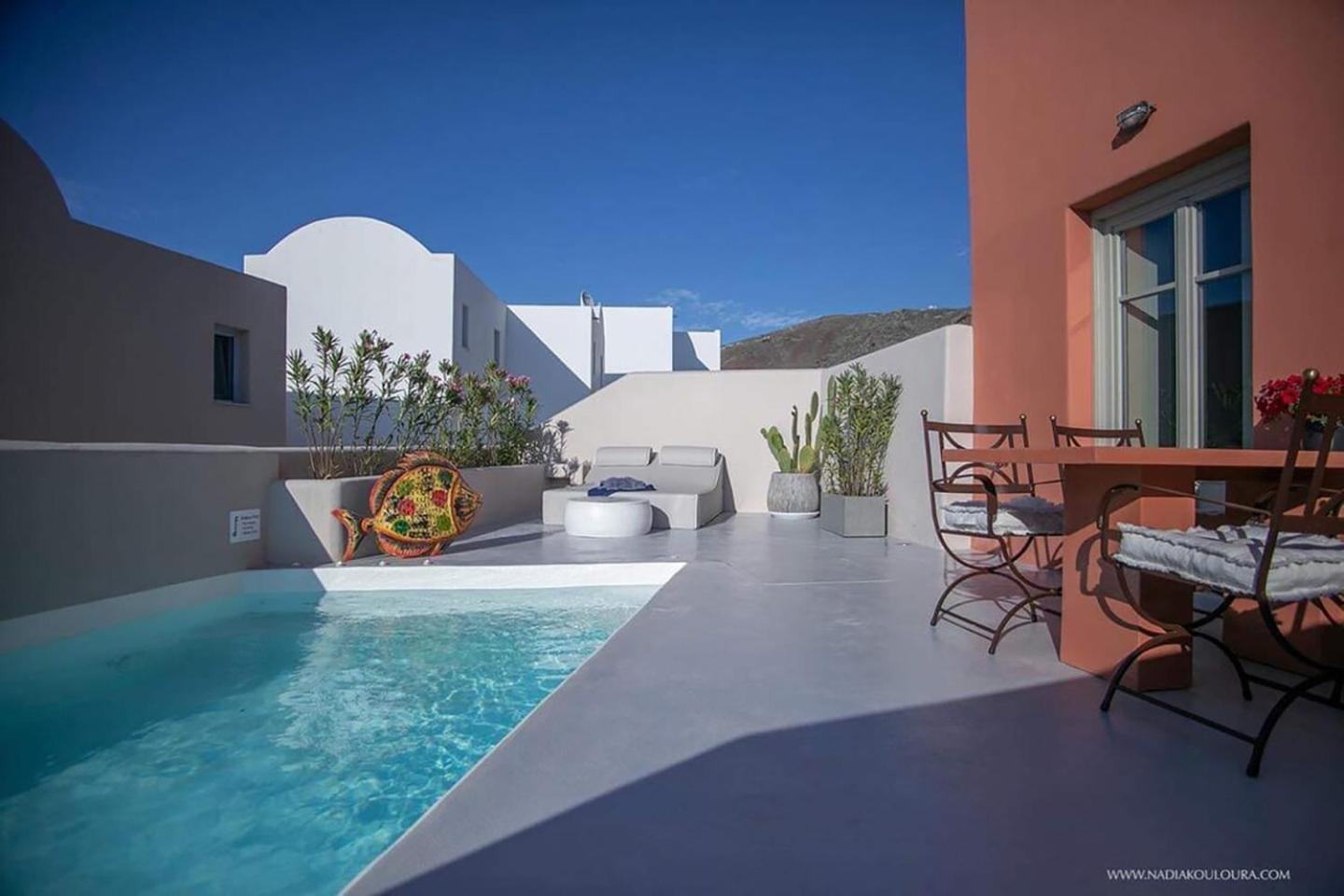 Pink Freud Villas Santorini Ia Exterior foto